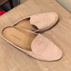 Banana Republic Blush suede slides, 9